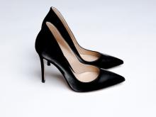 Black Gianvito Rossi pump