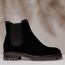 Black Chelsea boot