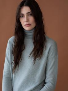 Allude Turtleneck