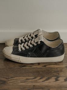 Golden Goose V-Star